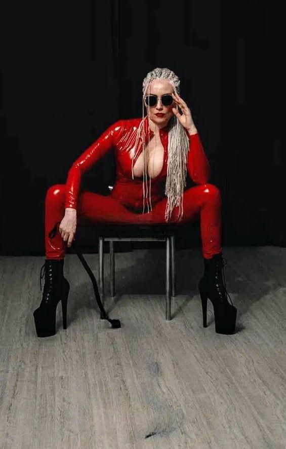 Индивидуалка Полина извращенка Фотография 2
