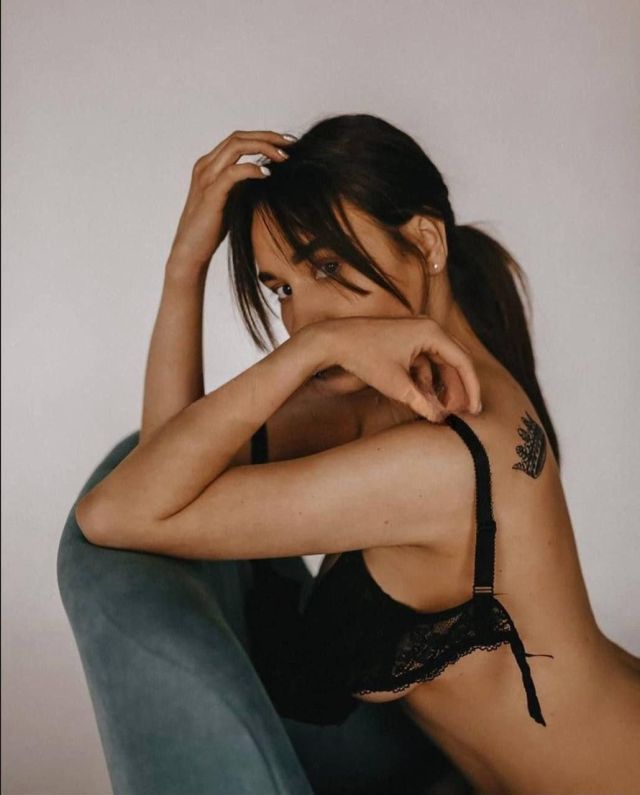 Индивидуалка Анна Ботанический Фотография 3