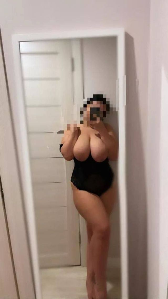 Индивидуалка Юлия Виз Фотография 1
