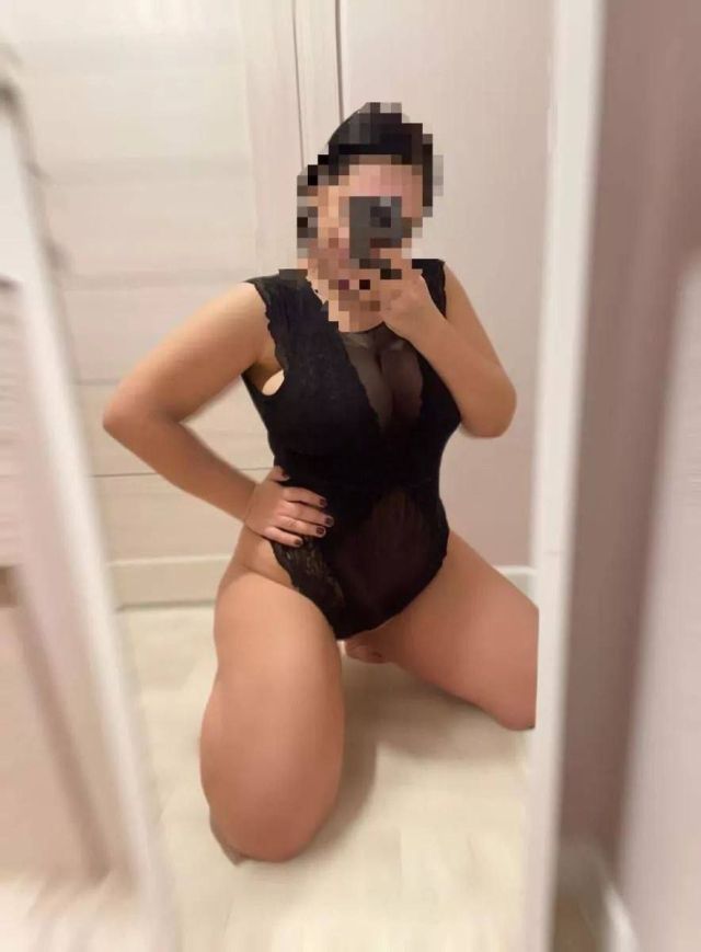Индивидуалка Юлия Виз Фотография 0