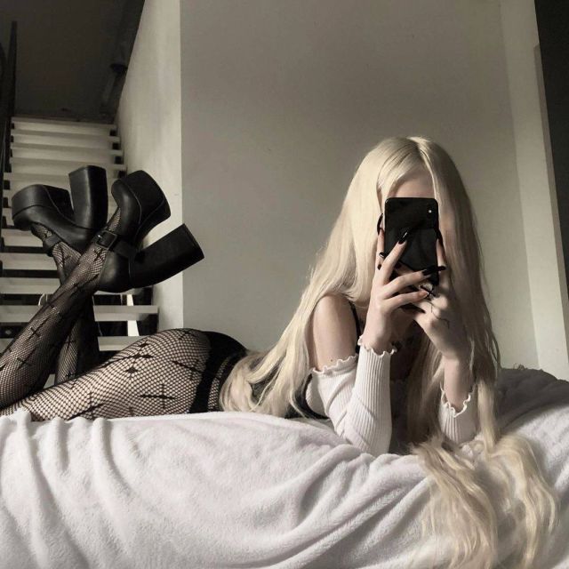 Индивидуалка Мона Центр Фотография 0